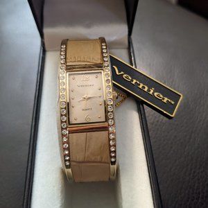 Women's Vintage Vernier cuff Watch New Never worn